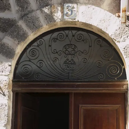 Guest house Cuatro Naciones *