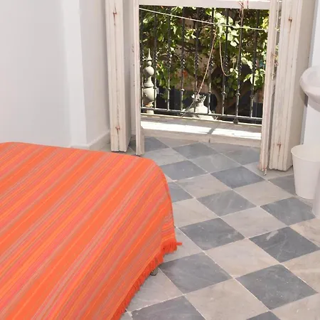 Guest house Cuatro Naciones *