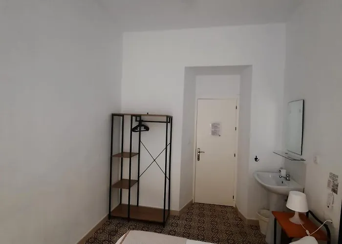 Cuatro Naciones Casa de hóspedes *