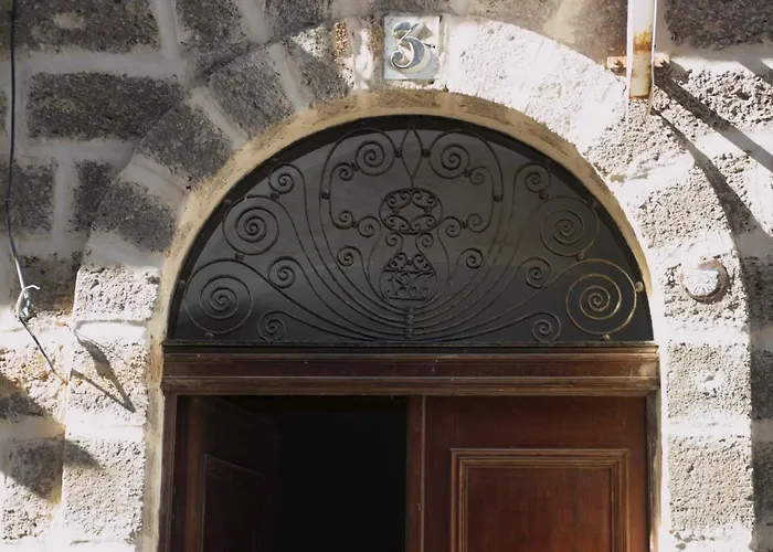 Gasthof Cuatro Naciones *